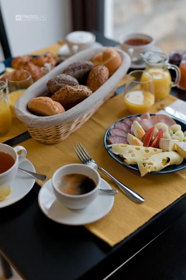 Bed and Breakfast Szitakoeto Panzio Fertőrákos Esterno foto